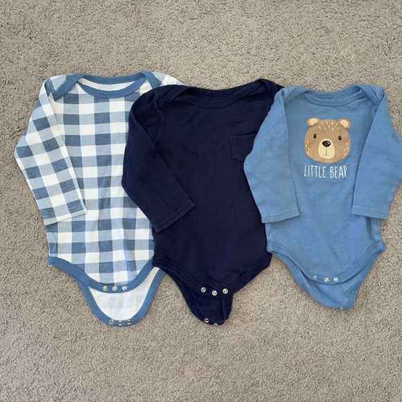 Other - 🏷️5 for $25🏷️ 9-12 baby boy onesies